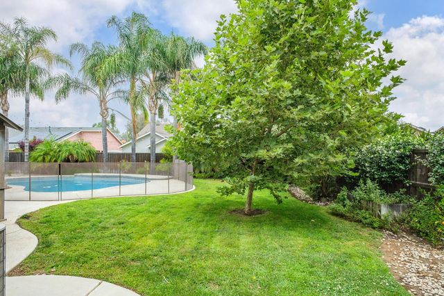 147 Everglade Avenue, Clovis, CA 93619