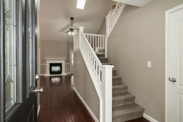 147 Everglade Avenue, Clovis, CA 93619