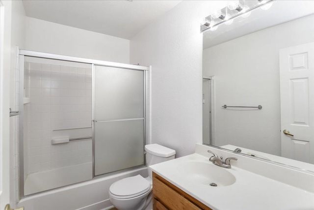 1455 Busca Drive, Tracy, CA 95376