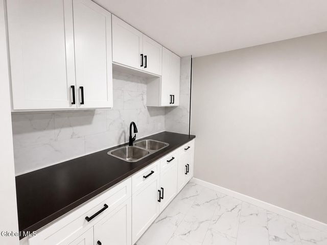 3 Sherman Street, Albany, NY 12210