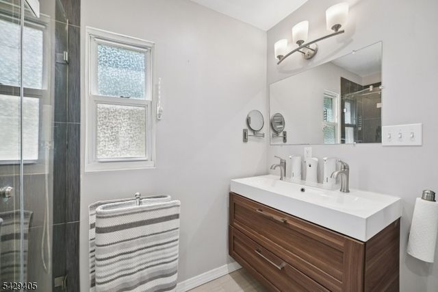 46 Phyllis Rd, West Orange Twp., NJ 07052
