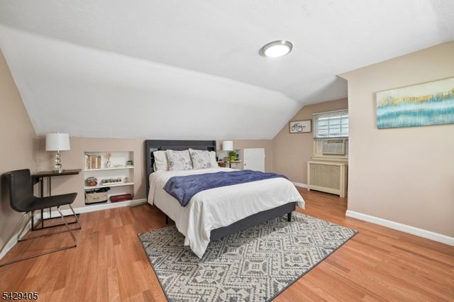 46 Phyllis Rd, West Orange Twp., NJ 07052