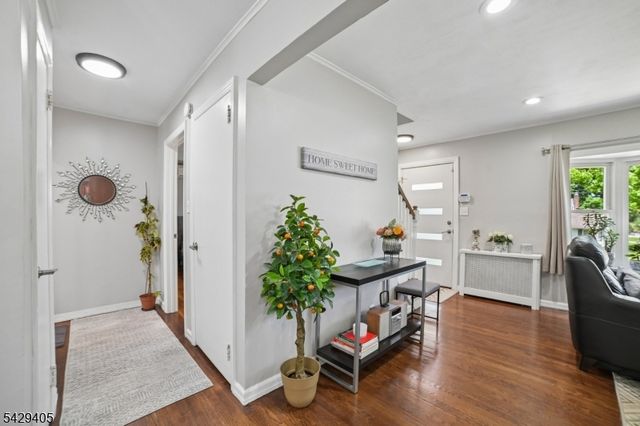 46 Phyllis Rd, West Orange Twp., NJ 07052