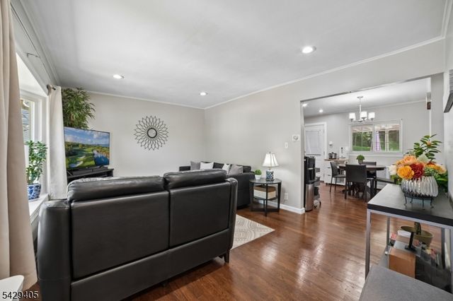 46 Phyllis Rd, West Orange Twp., NJ 07052
