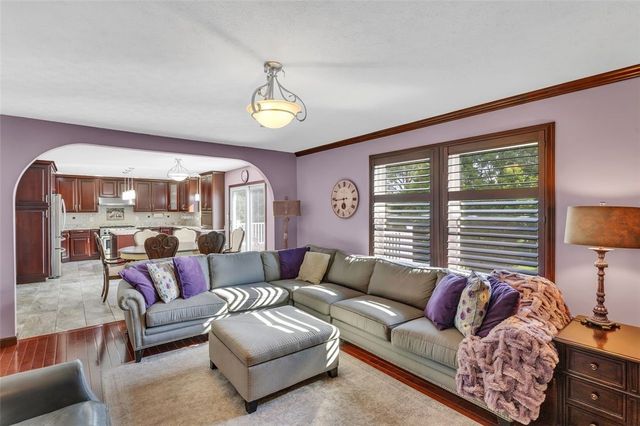 420 Lexington Drive, Hempfield Twp, PA 15601