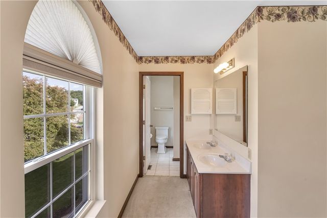 420 Lexington Drive, Hempfield Twp, PA 15601