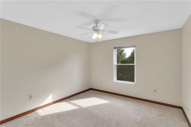 420 Lexington Drive, Hempfield Twp, PA 15601