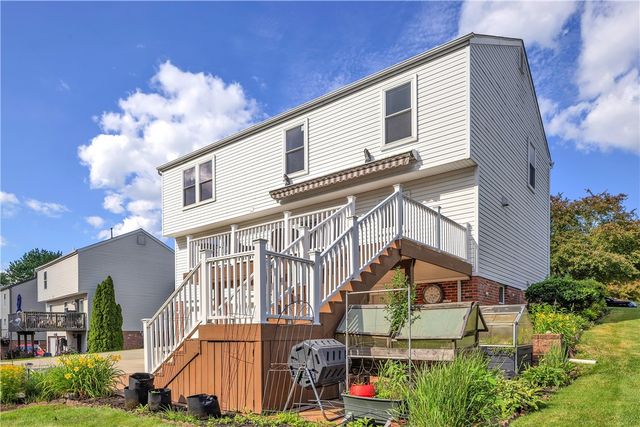 420 Lexington Drive, Hempfield Twp, PA 15601