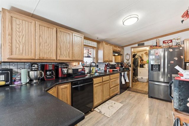 21700 Martin Road, Harrah, OK 73045