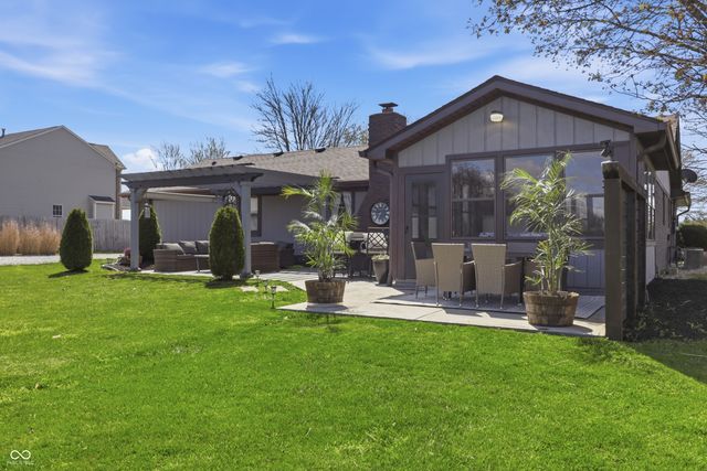 6880 W 100 N, Greenfield, IN 46140