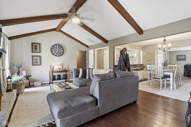 6880 W 100 N, Greenfield, IN 46140