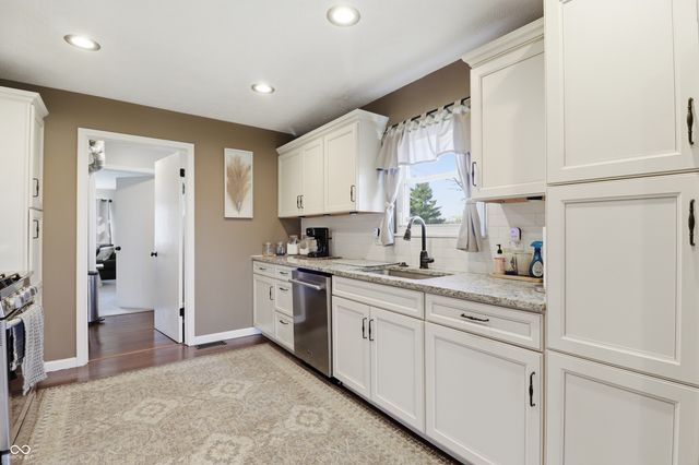 6880 W 100 N, Greenfield, IN 46140