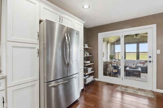 6880 W 100 N, Greenfield, IN 46140