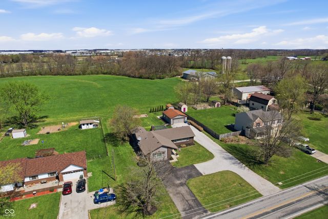 6880 W 100 N, Greenfield, IN 46140