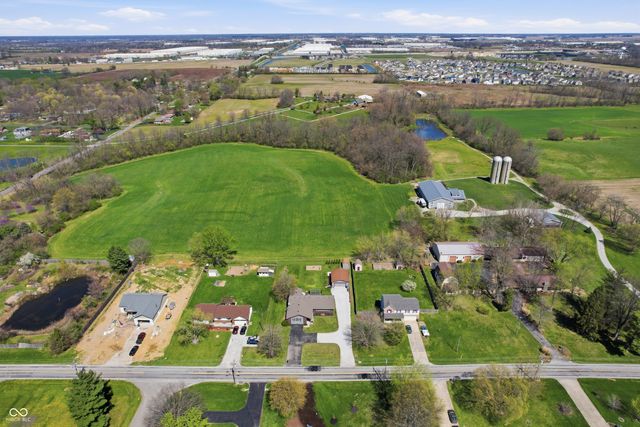 6880 W 100 N, Greenfield, IN 46140