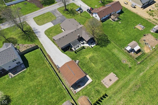6880 W 100 N, Greenfield, IN 46140