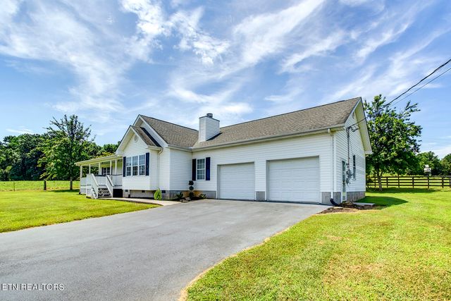 3401 Waller Ferry Rd, Lenoir City, TN 37771