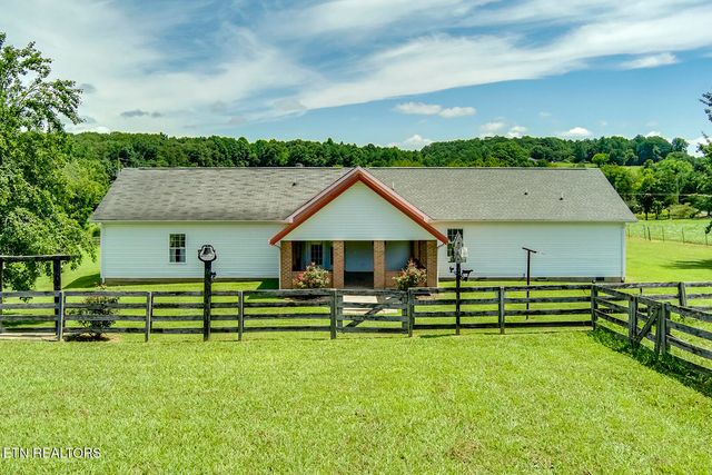 3401 Waller Ferry Rd, Lenoir City, TN 37771