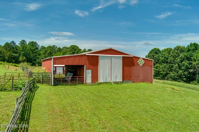 3401 Waller Ferry Rd, Lenoir City, TN 37771