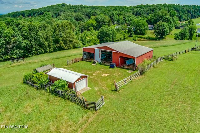 3401 Waller Ferry Rd, Lenoir City, TN 37771