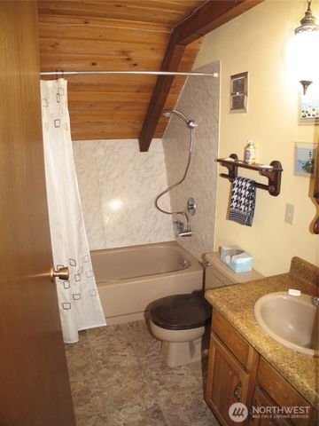 33610 J Place, Ocean Park, WA 98640