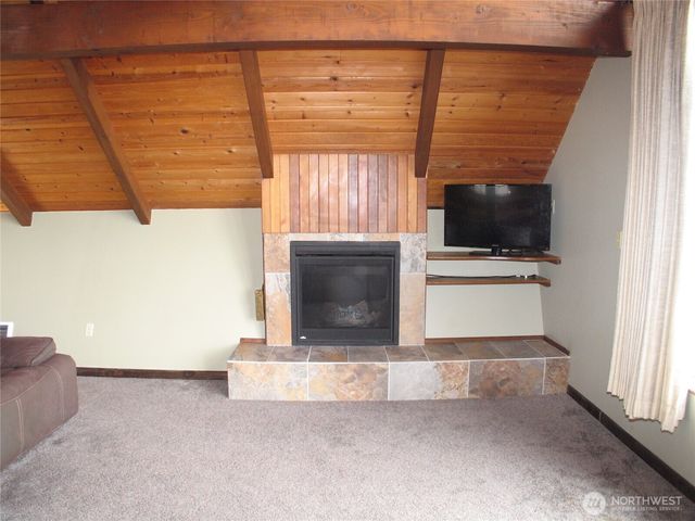 33610 J Place, Ocean Park, WA 98640