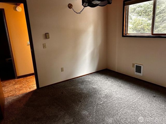 33610 J Place, Ocean Park, WA 98640