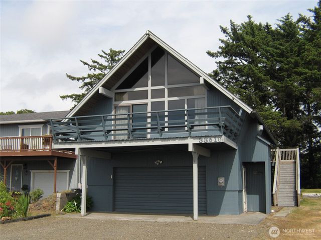 33610 J Place, Ocean Park, WA 98640