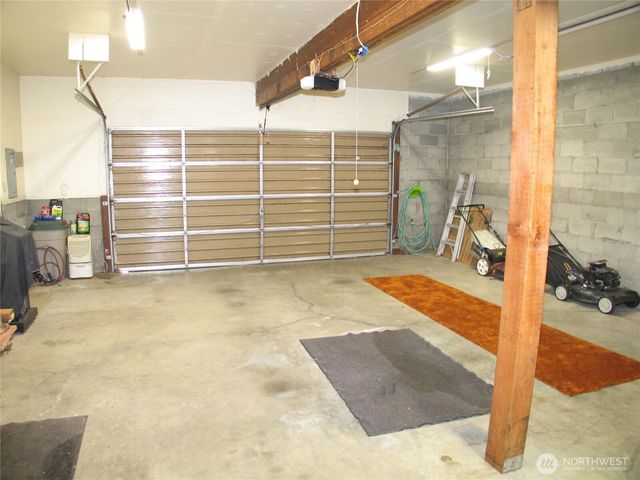 33610 J Place, Ocean Park, WA 98640