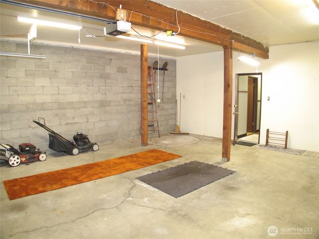 33610 J Place, Ocean Park, WA 98640