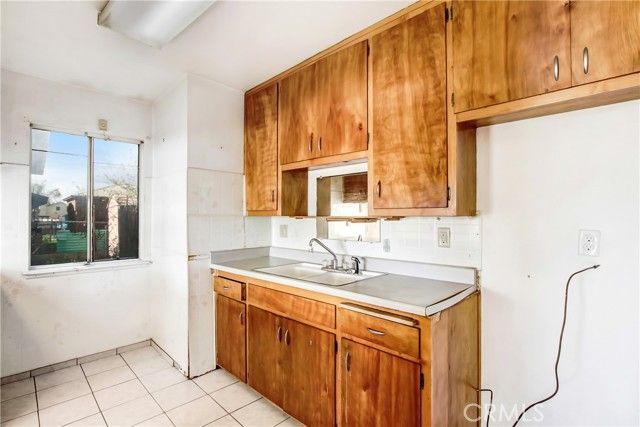 370 W 12th, Beaumont, CA 92223