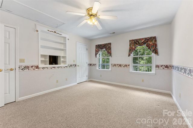 8 Keasler Road, Asheville, NC 28805