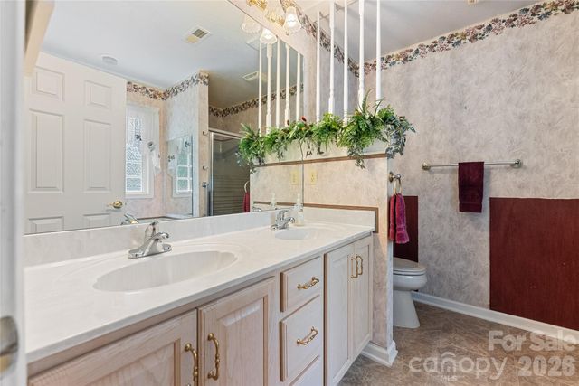 8 Keasler Road, Asheville, NC 28805