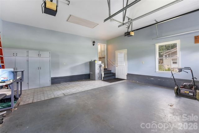 8 Keasler Road, Asheville, NC 28805