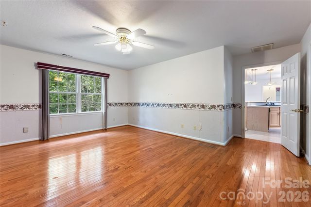 8 Keasler Road, Asheville, NC 28805