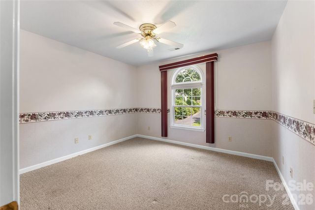 8 Keasler Road, Asheville, NC 28805