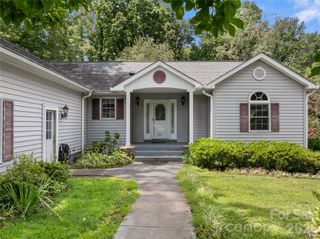 8 Keasler Road, Asheville, NC 28805
