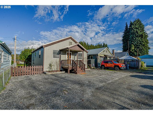 47323 FIRE STATION Aly, Westport, OR 97016