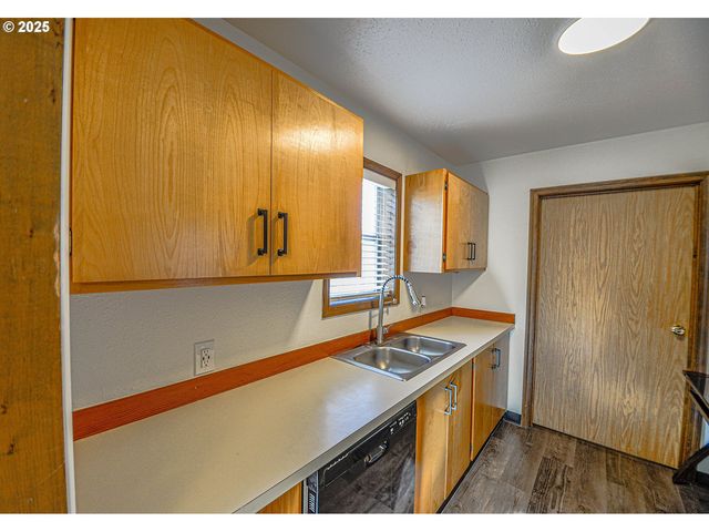 47323 FIRE STATION Aly, Westport, OR 97016