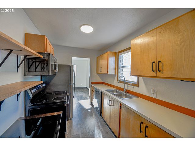 47323 FIRE STATION Aly, Westport, OR 97016