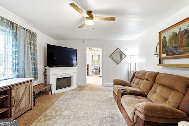 4982 Dallas Acworth Highway, Dallas, GA 30132