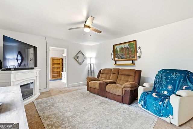 4982 Dallas Acworth Highway, Dallas, GA 30132