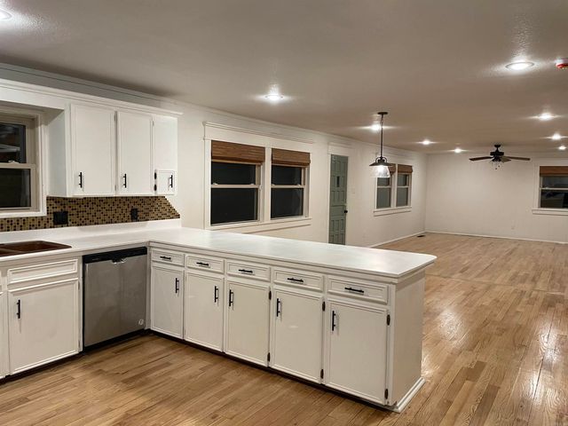 42100 Higginbotham Road, Little Rock, AR 72126