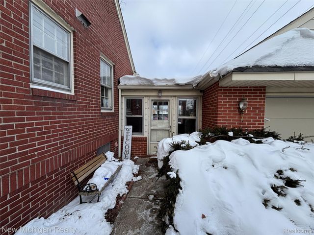 623 Maywood Avenue, Monroe, MI 48162