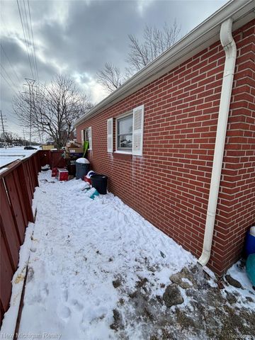 623 Maywood Avenue, Monroe, MI 48162