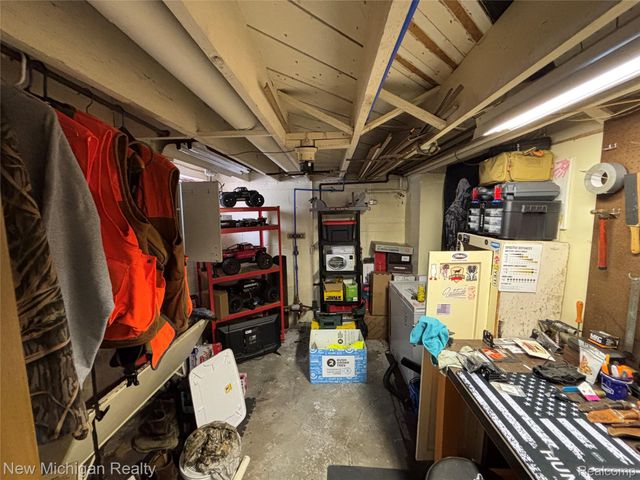 623 Maywood Avenue, Monroe, MI 48162