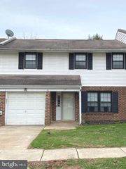 334 LAUREL DR, Collegeville, PA 19426