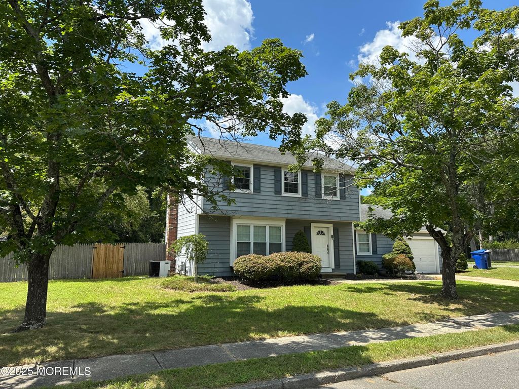 300 Ashford Road, Toms River, NJ 08755