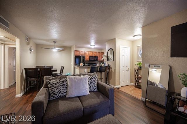 2969 Juniper Hills Boulevard 103, Las Vegas, NV 89142