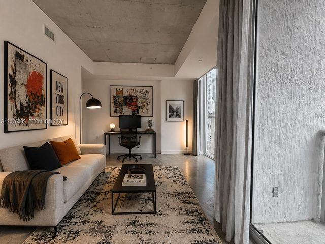 151 SE 1st St 1501, Miami, FL 33131